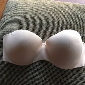 Victoria’s Secret Strapless Bra